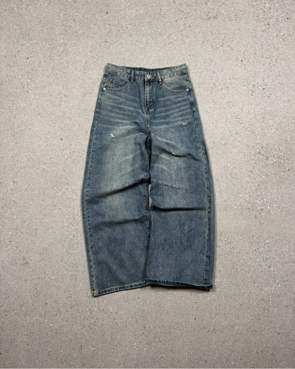 RIPPED BAGGY JEANS (1)